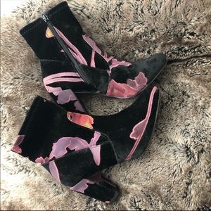 Emison Velvet Floral Bootie 🔥 SALE🔥